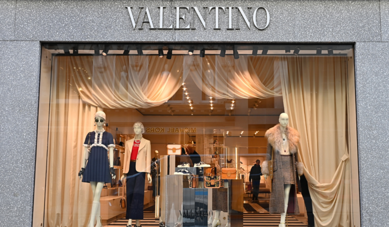 Offerta di Lavoro per Operatore di Magazzino presso Valentino: Come Candidarsi